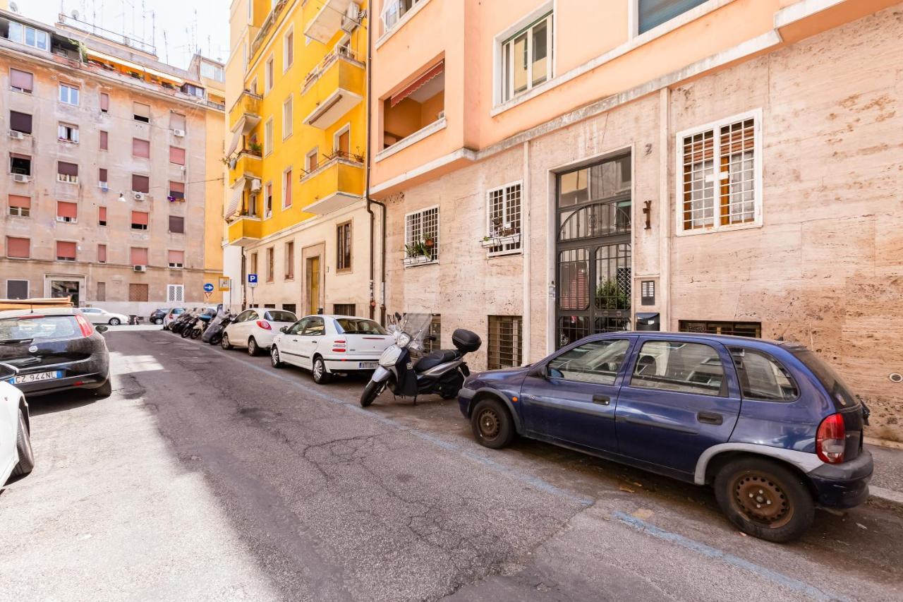 Bmga L The White Crown Apartment In Testaccio Rome Buitenkant foto