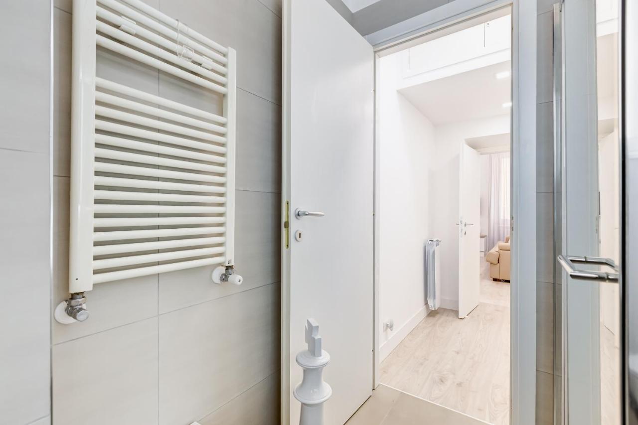 Bmga L The White Crown Apartment In Testaccio Rome Buitenkant foto